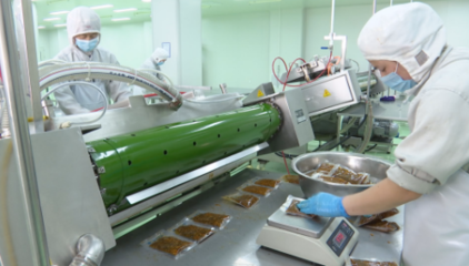 承德森源公司 扶貧路上勇?lián)?dāng)，互聯(lián)網(wǎng)銷售譜寫食品產(chǎn)業(yè)新篇章